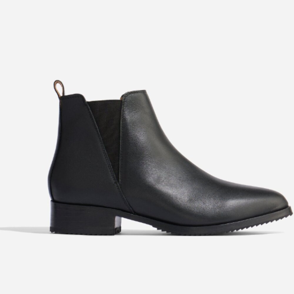 Nisolo Eva Everyday Chelsea Boot Black Women's 8.5 WORN ONCE